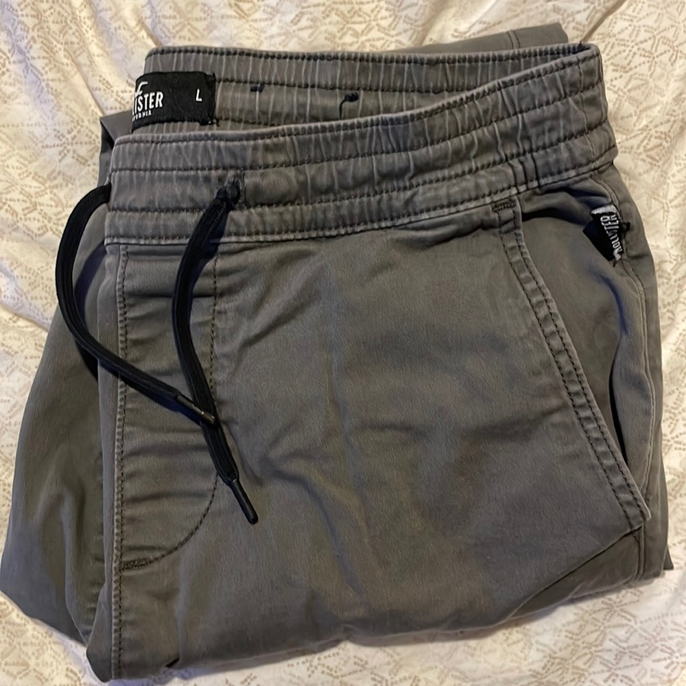 Mens hollister skinny joggers, size L, color gray